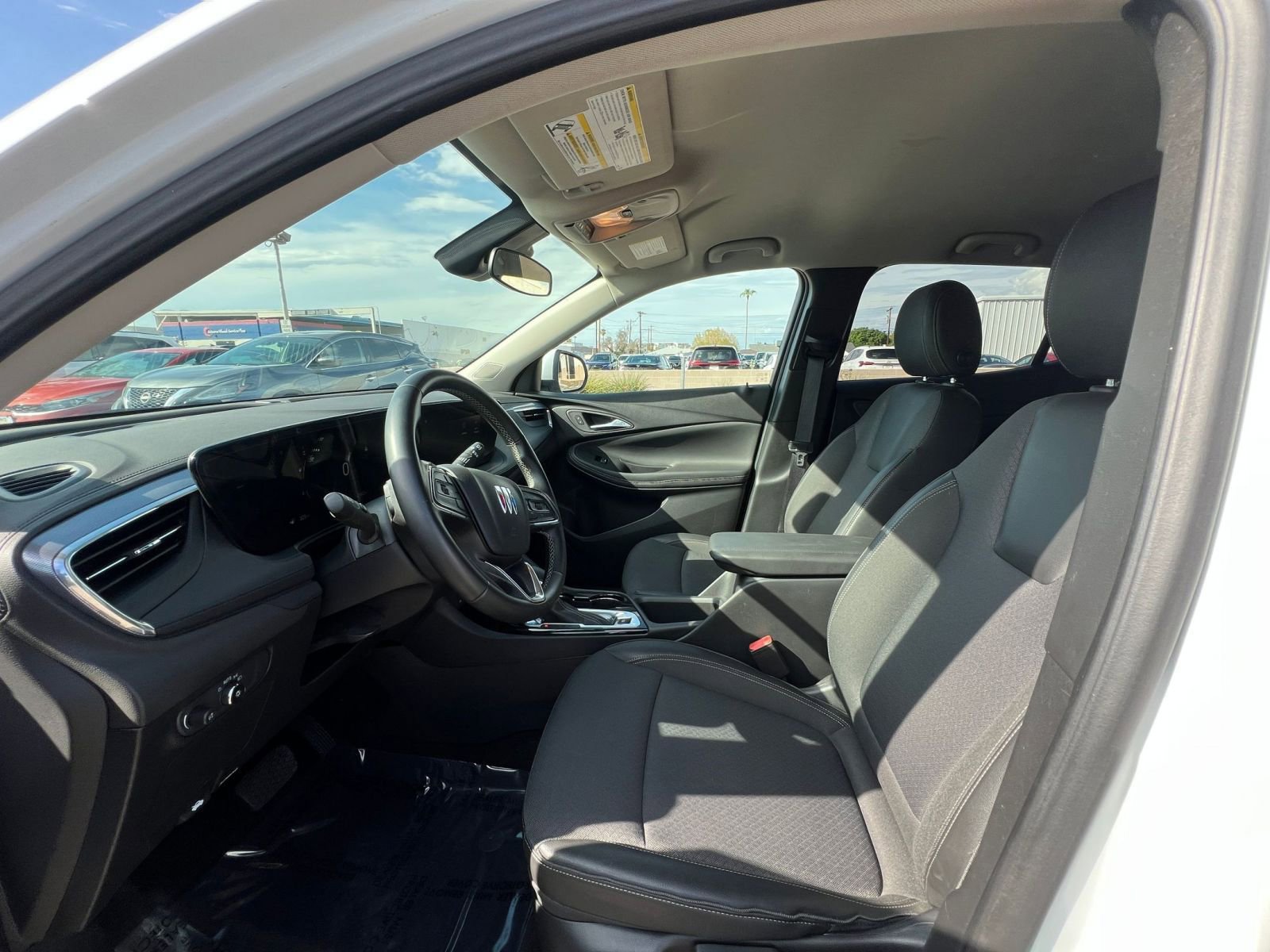 Thumbnail: 2025 Buick Encore GX - 27