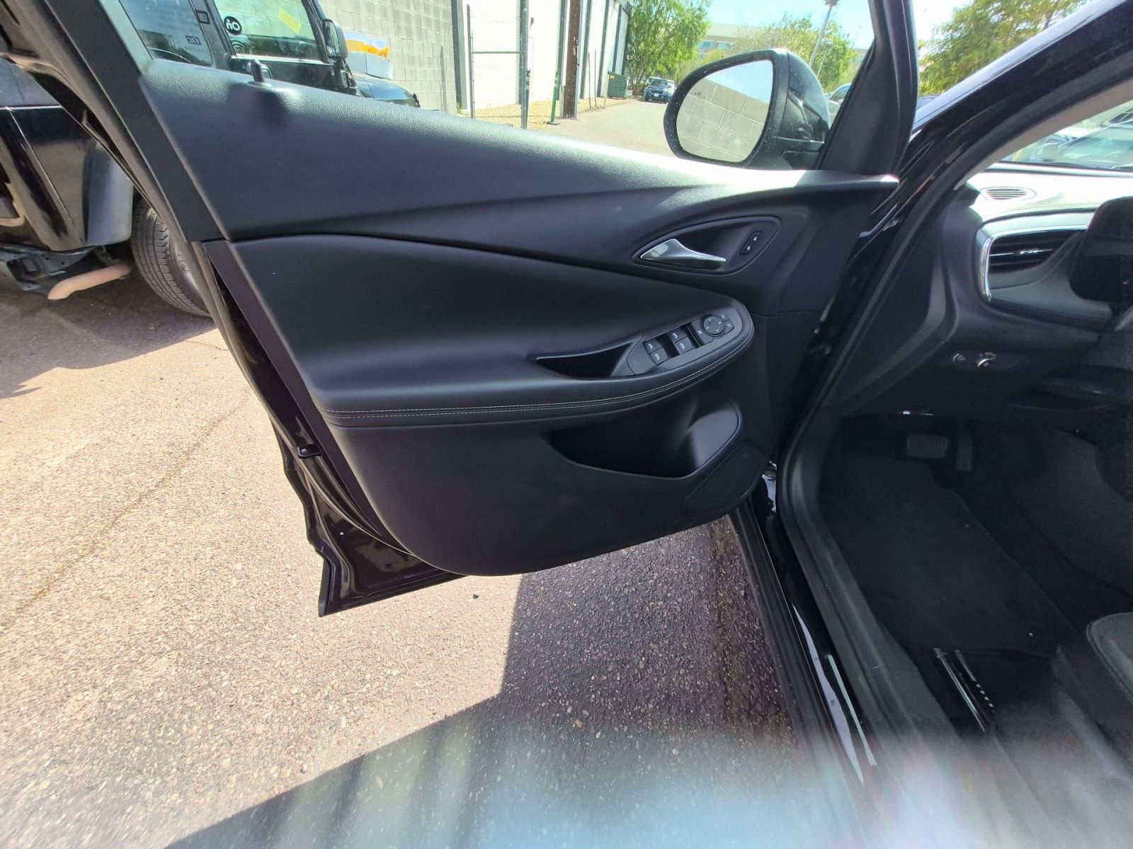 Thumbnail: 2025 Buick Encore GX - 10