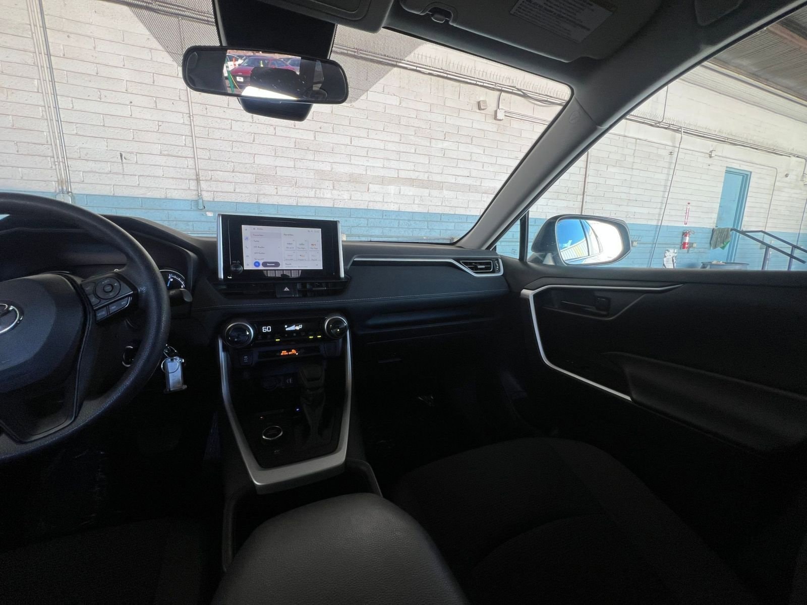 Thumbnail: 2025 Toyota RAV4 - 35