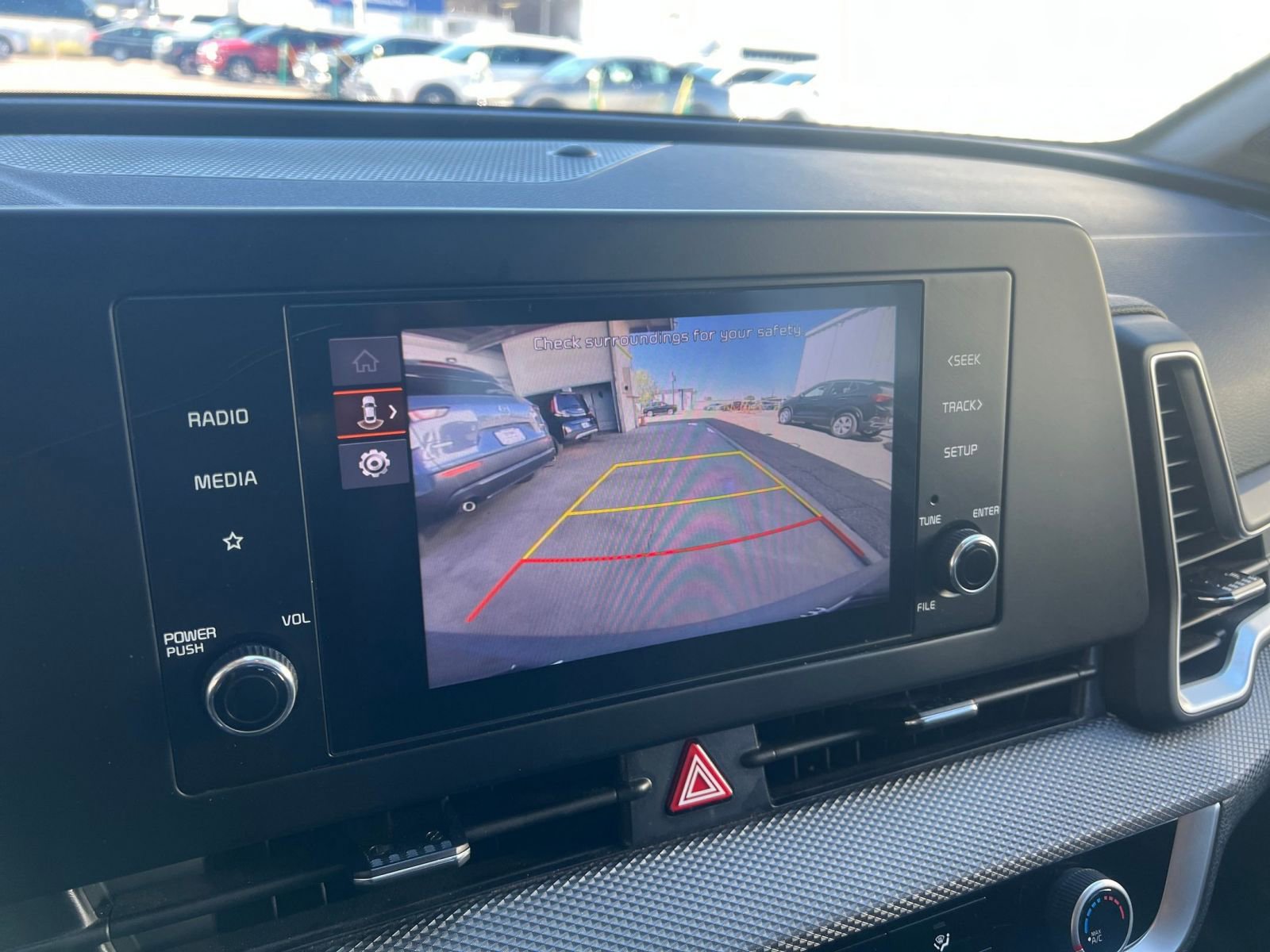 Thumbnail: 2025 Kia Sportage - 24