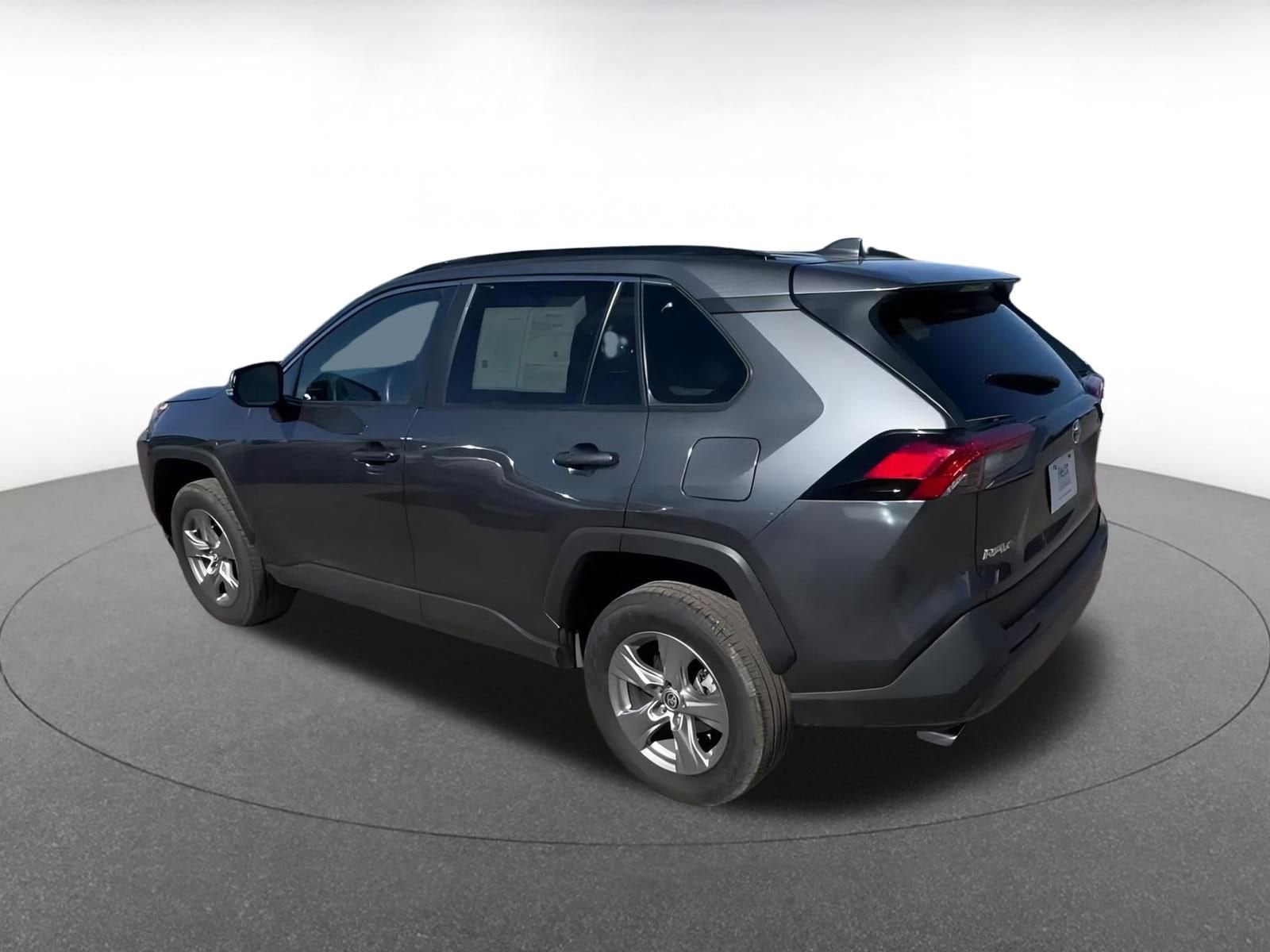 Thumbnail: 2025 Toyota RAV4 - 10