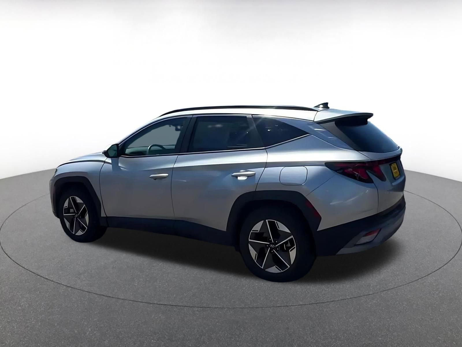 Thumbnail: 2025 Hyundai Tucson - 10