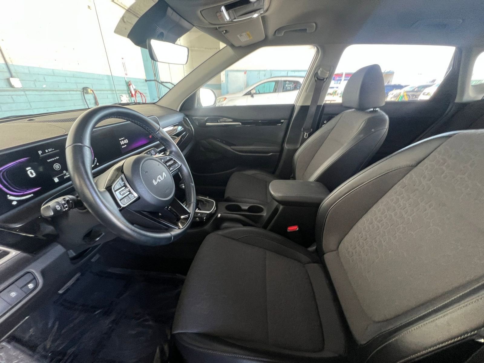 Thumbnail: 2025 Kia Seltos - 27