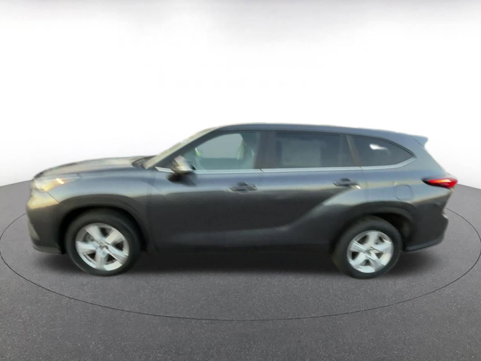 Thumbnail: 2025 Toyota Highlander - 9