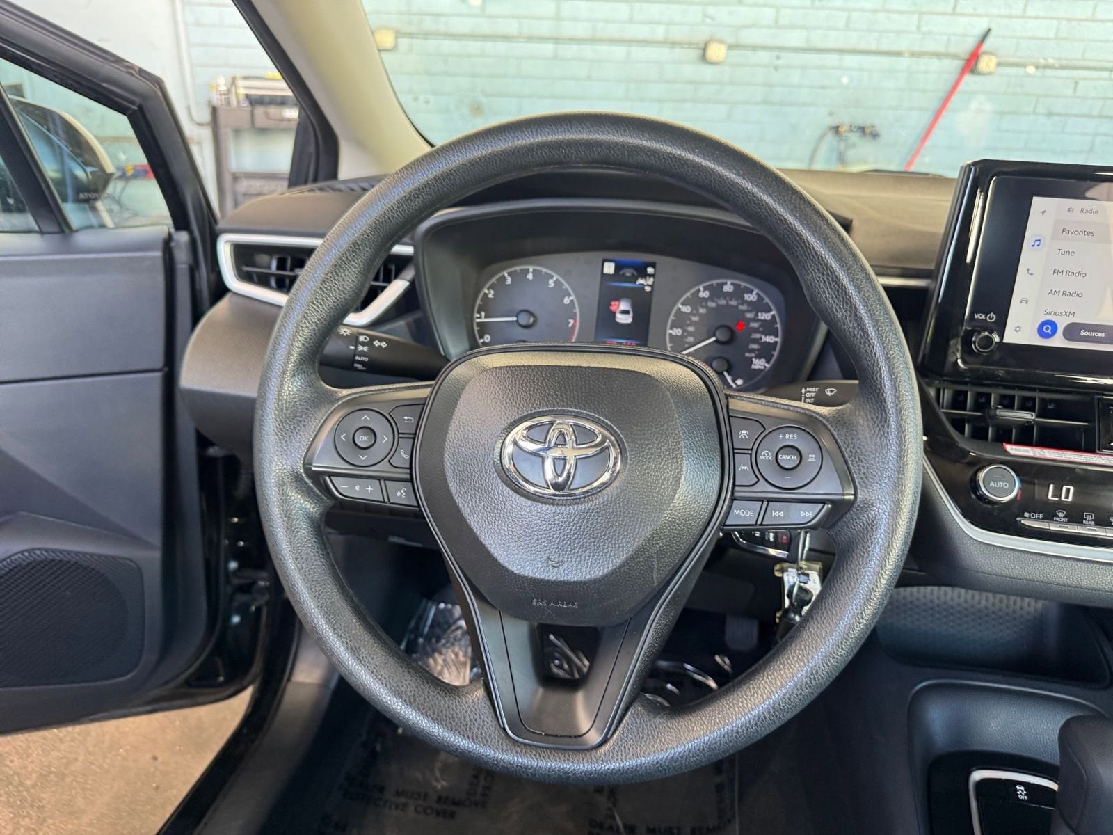 Thumbnail: 2025 Toyota Corolla - 27