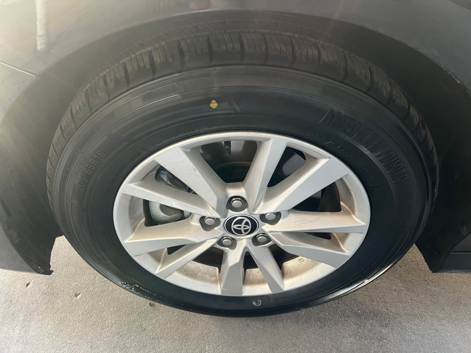 Thumbnail: 2025 Toyota Camry - 30