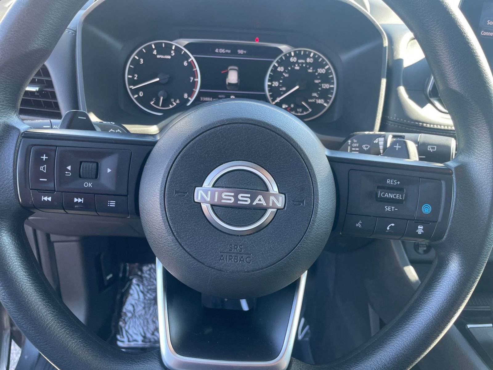 2024 Nissan Rogue SV 26