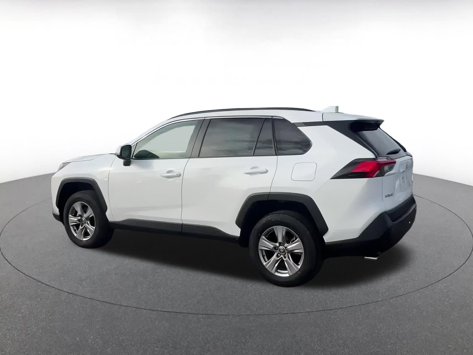 Thumbnail: 2025 Toyota RAV4 - 10