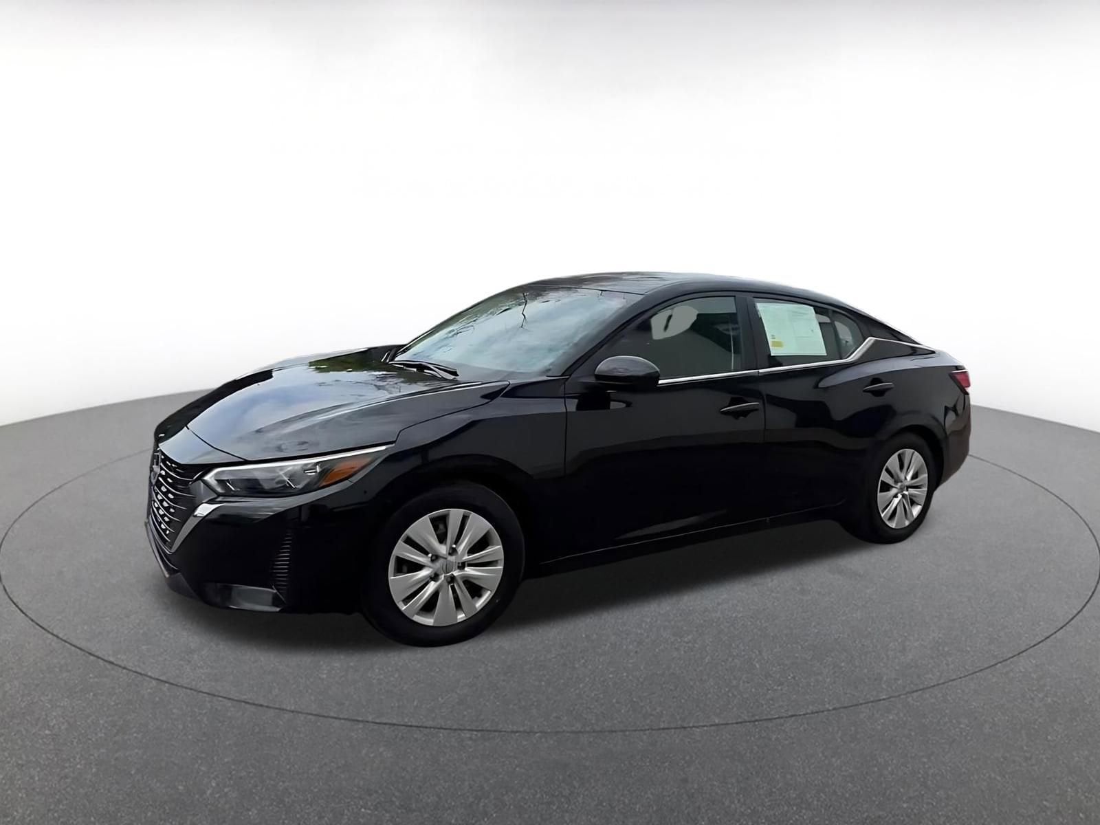 Thumbnail: 2025 Nissan Sentra - 8