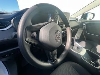 Thumbnail: 2025 Toyota RAV4 - 10