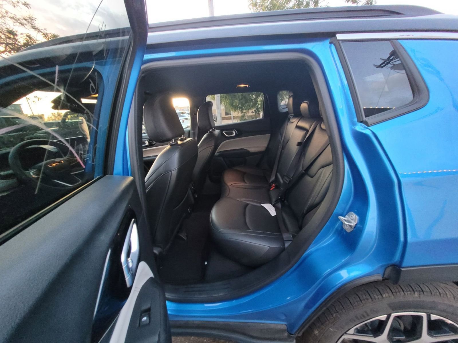 Thumbnail: 2025 Jeep Compass - 9