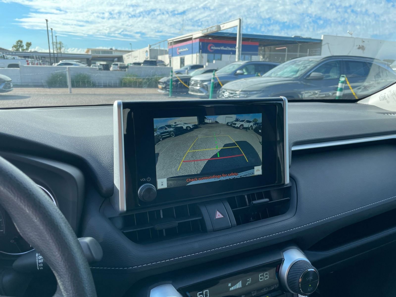 Thumbnail: 2025 Toyota RAV4 - 17