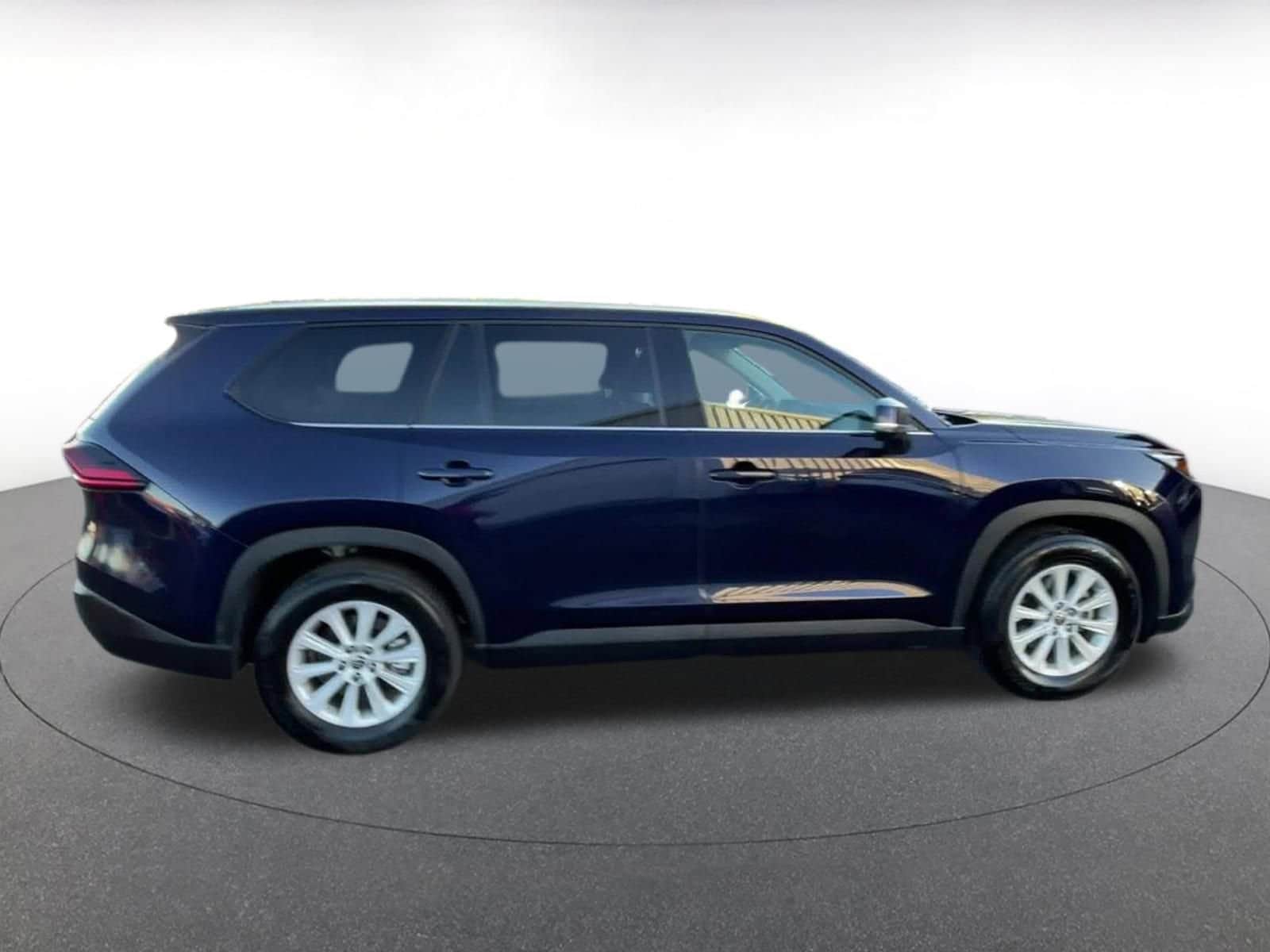 Thumbnail: 2025 Toyota Grand Highlander - 16