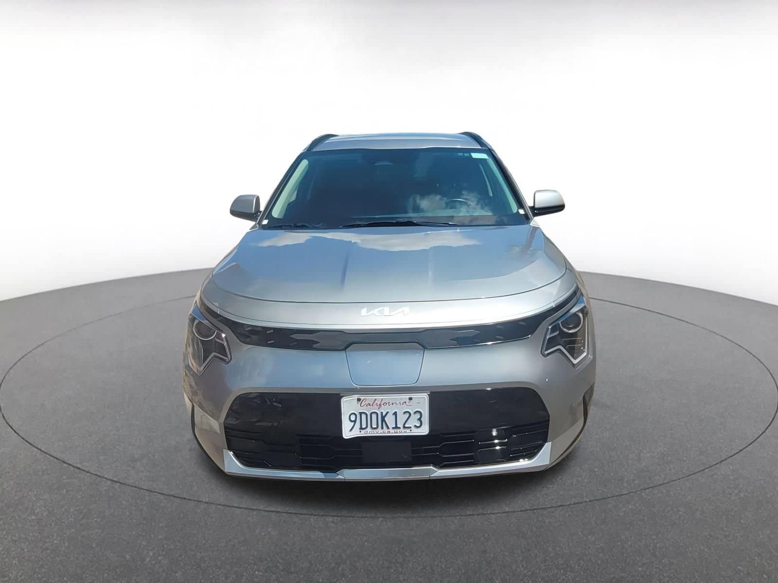Thumbnail: 2023 Kia Niro - 2