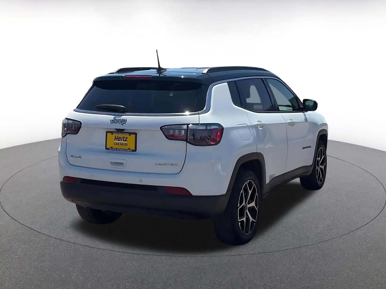 Thumbnail: 2025 Jeep Compass - 14