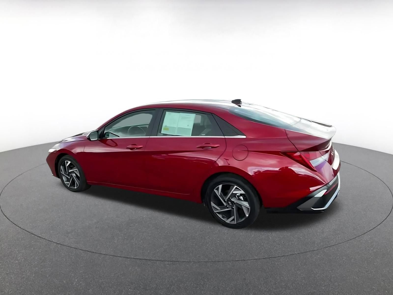 Thumbnail: 2025 Hyundai Elantra - 10