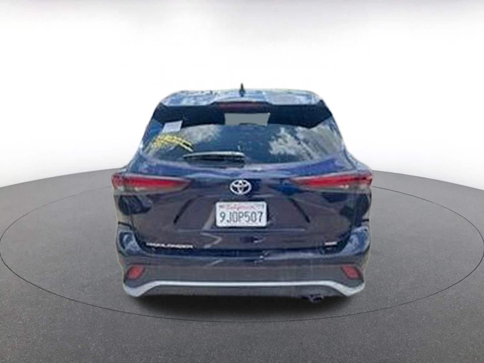 2024 Toyota Highlander XSE 5