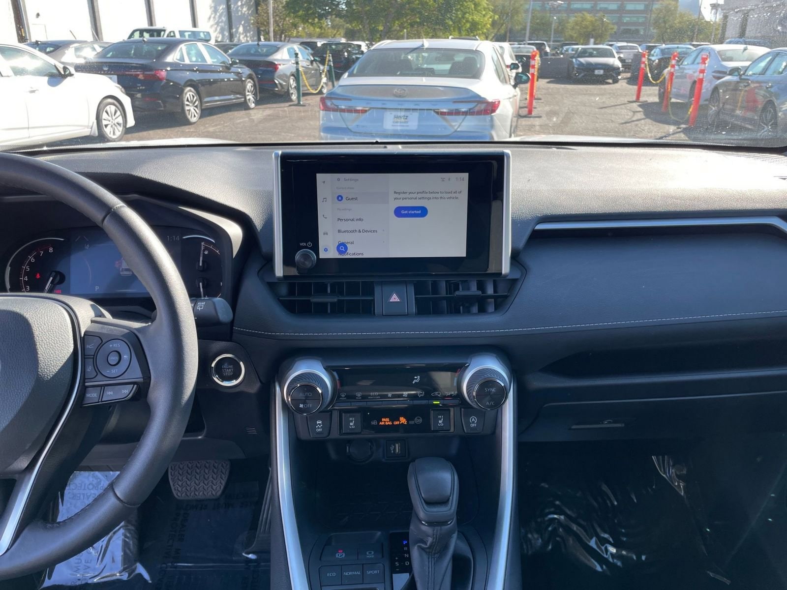 Thumbnail: 2025 Toyota RAV4 - 18