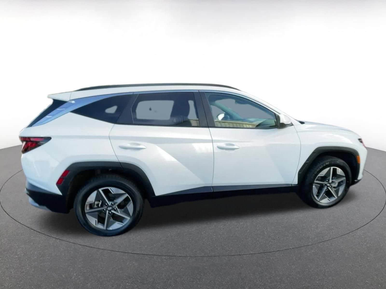 Thumbnail: 2025 Hyundai Tucson - 16