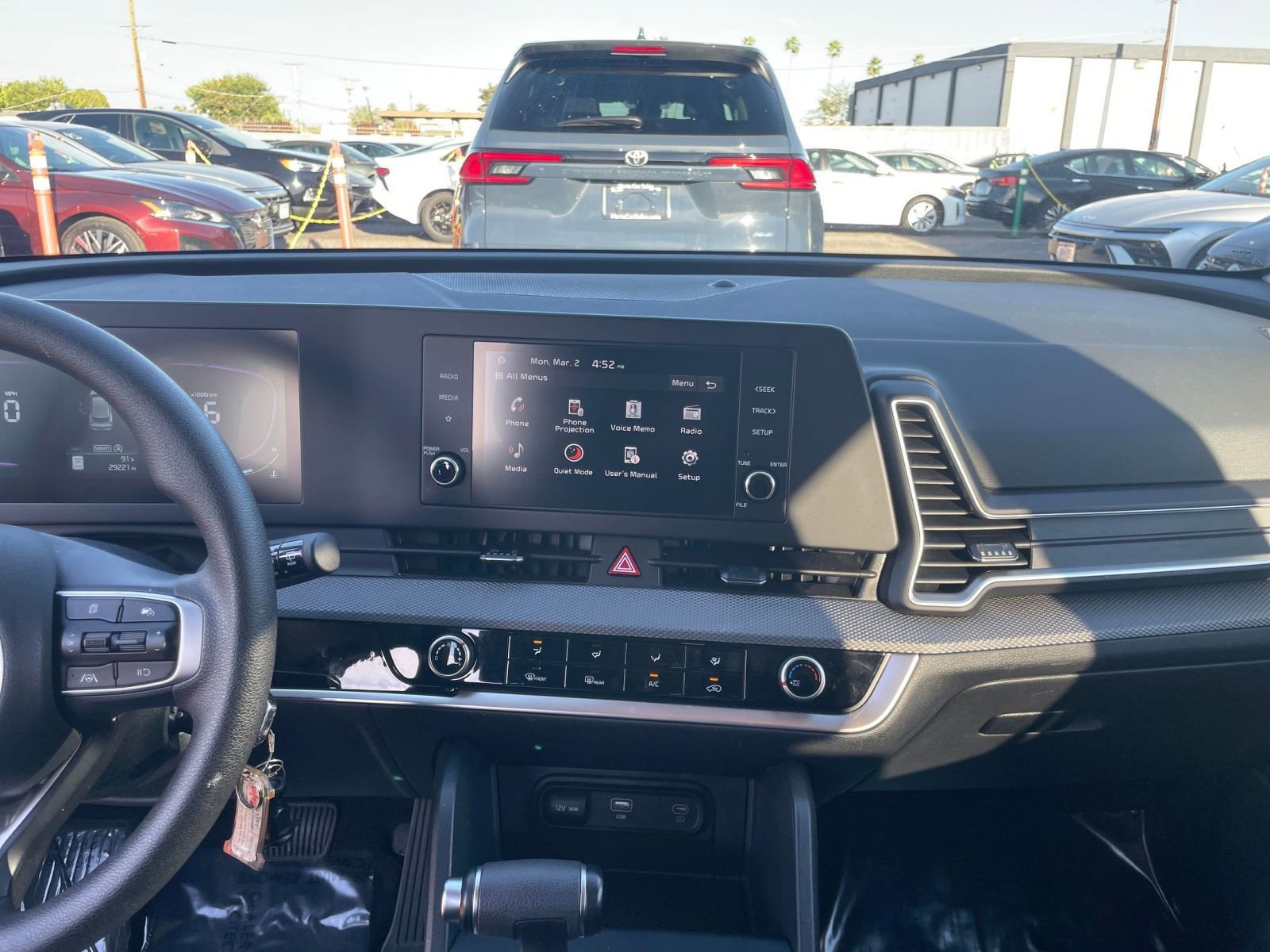 Thumbnail: 2025 Kia Sportage - 17