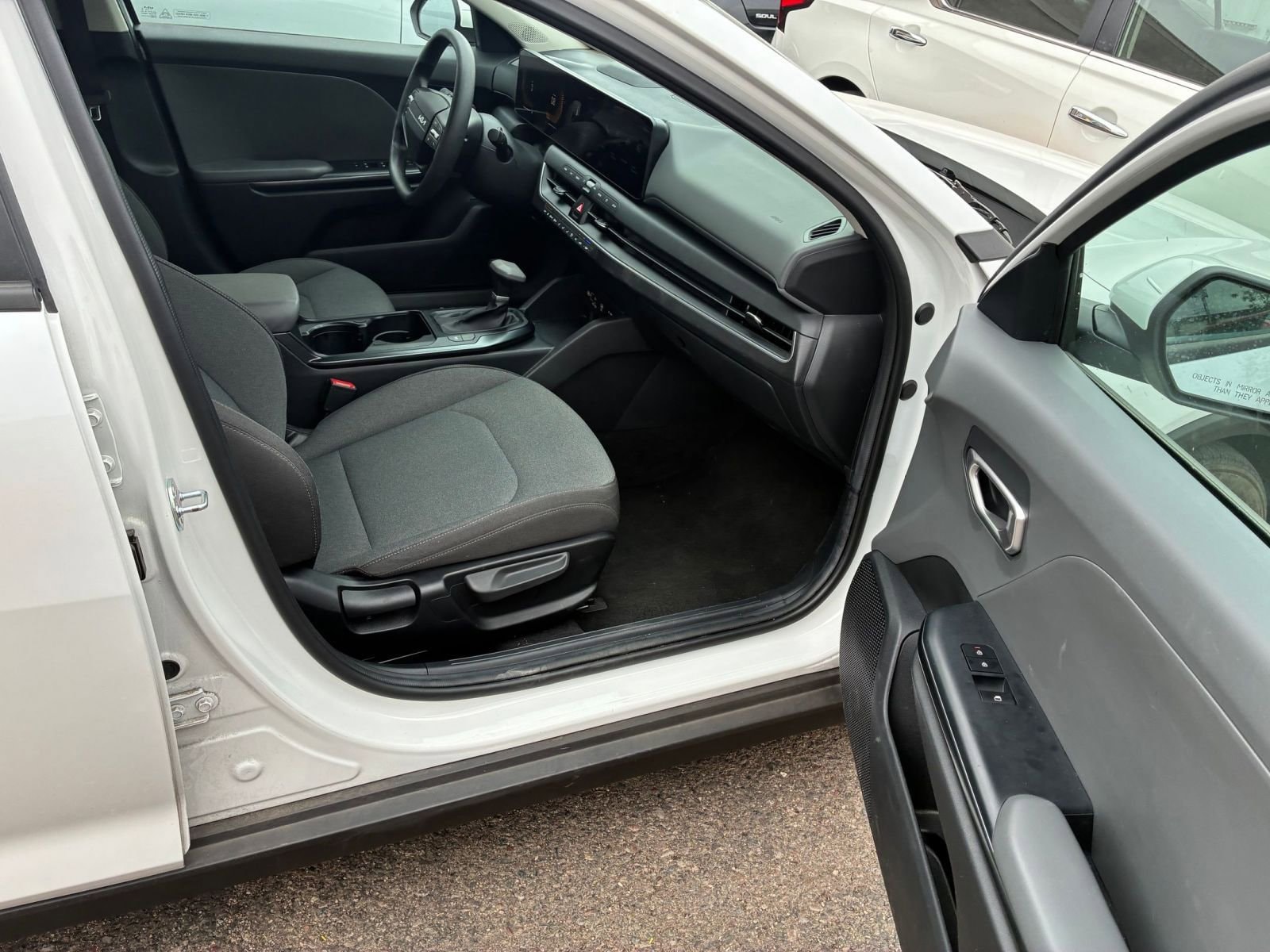 Thumbnail: 2025 Kia K4 - 17