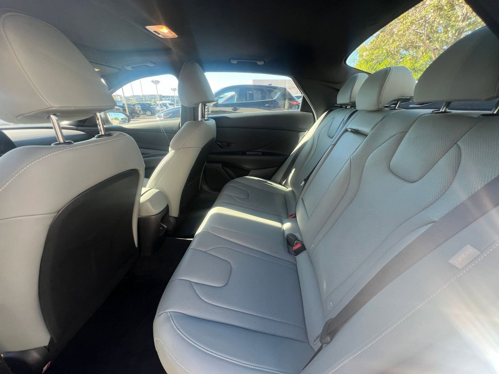 Thumbnail: 2025 Hyundai Elantra - 25