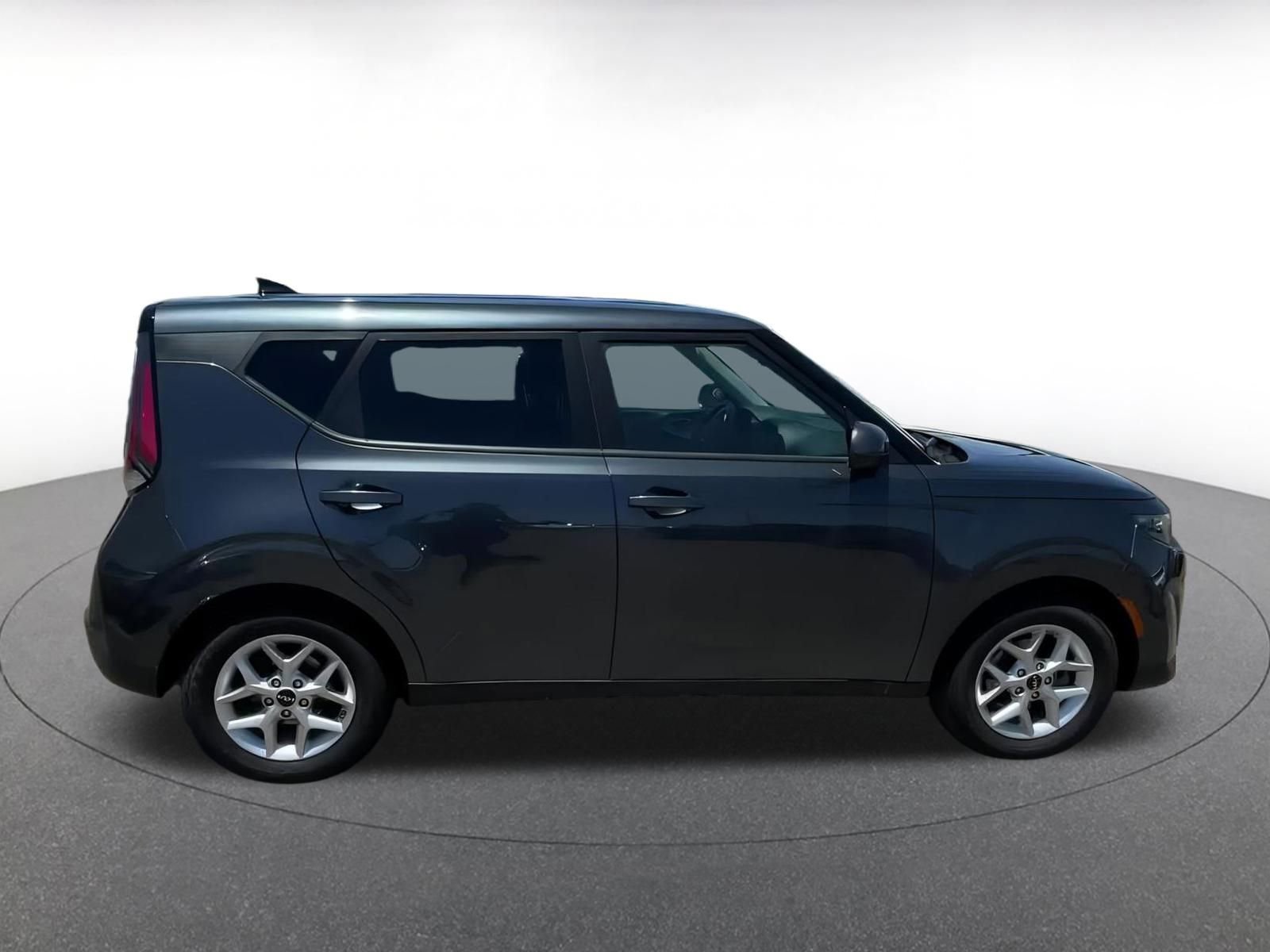 Thumbnail: 2024 Kia Soul - 16