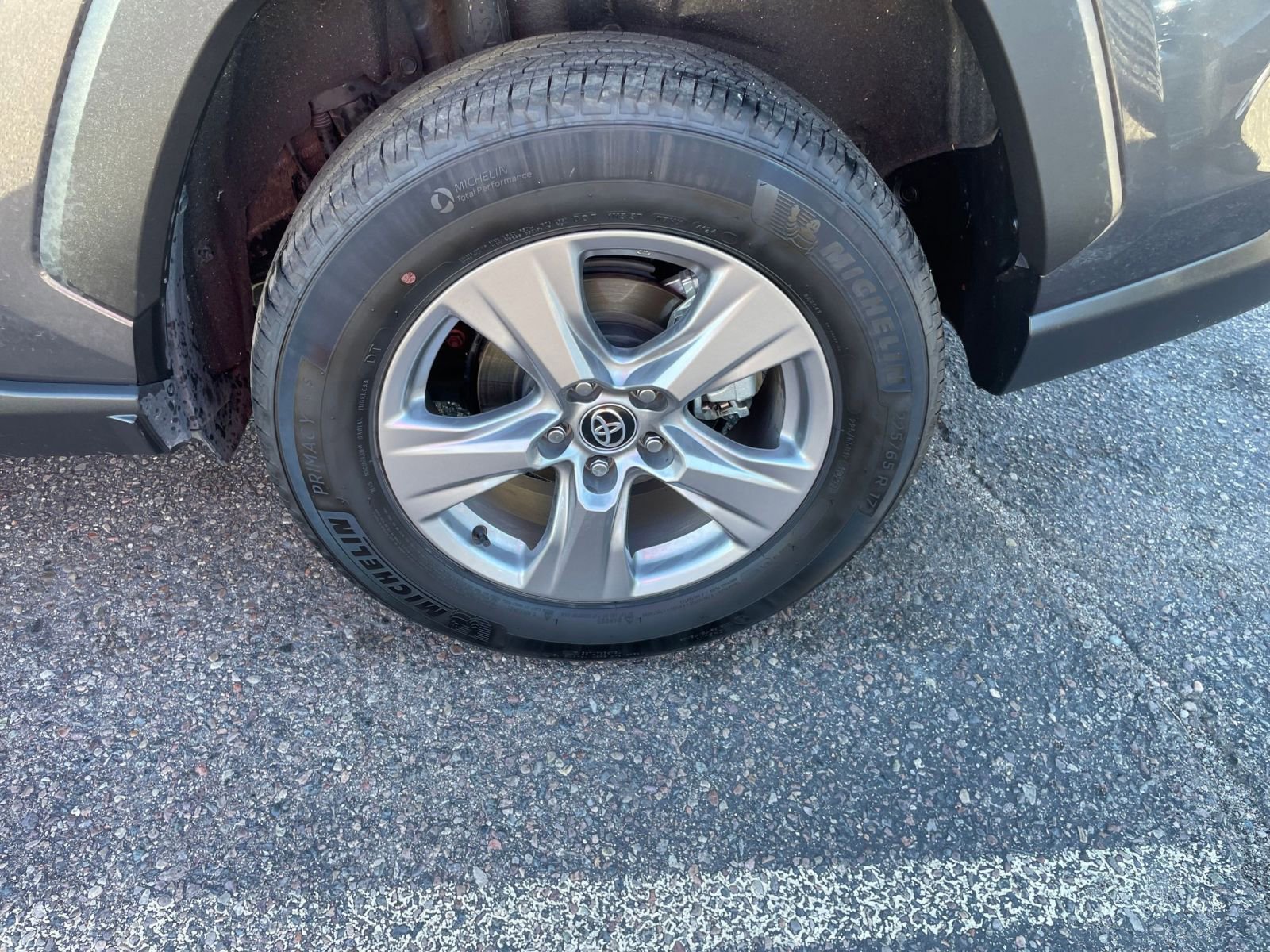 Thumbnail: 2025 Toyota RAV4 - 29