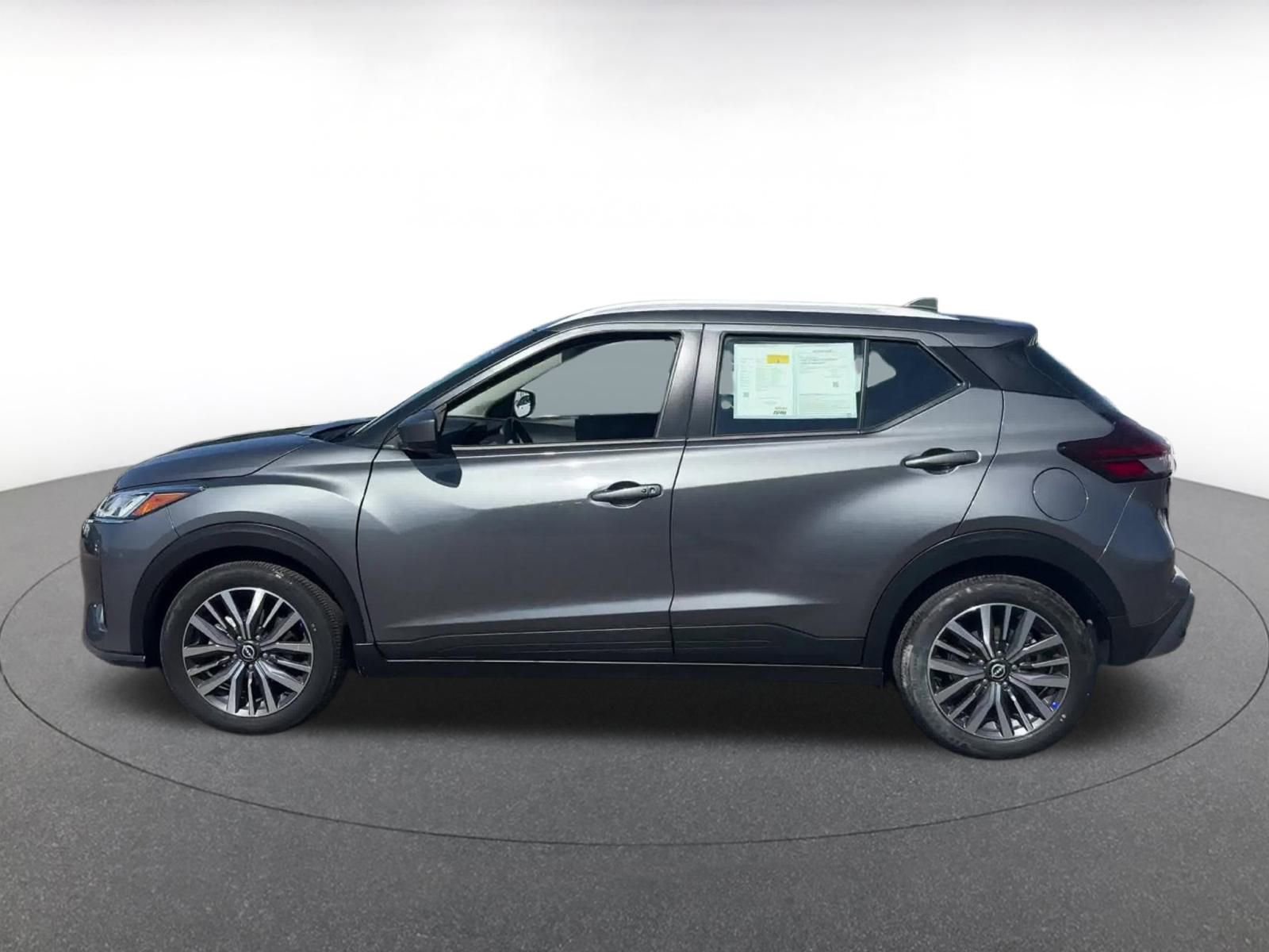 Thumbnail: 2024 Nissan Kicks - 8