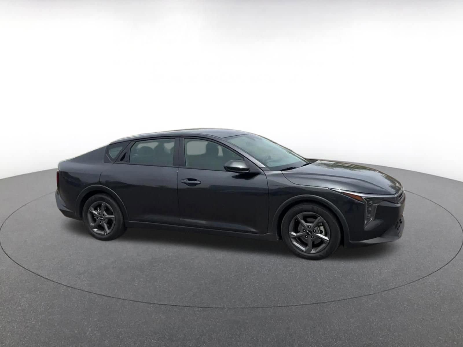 Thumbnail: 2025 Kia K4 - 2