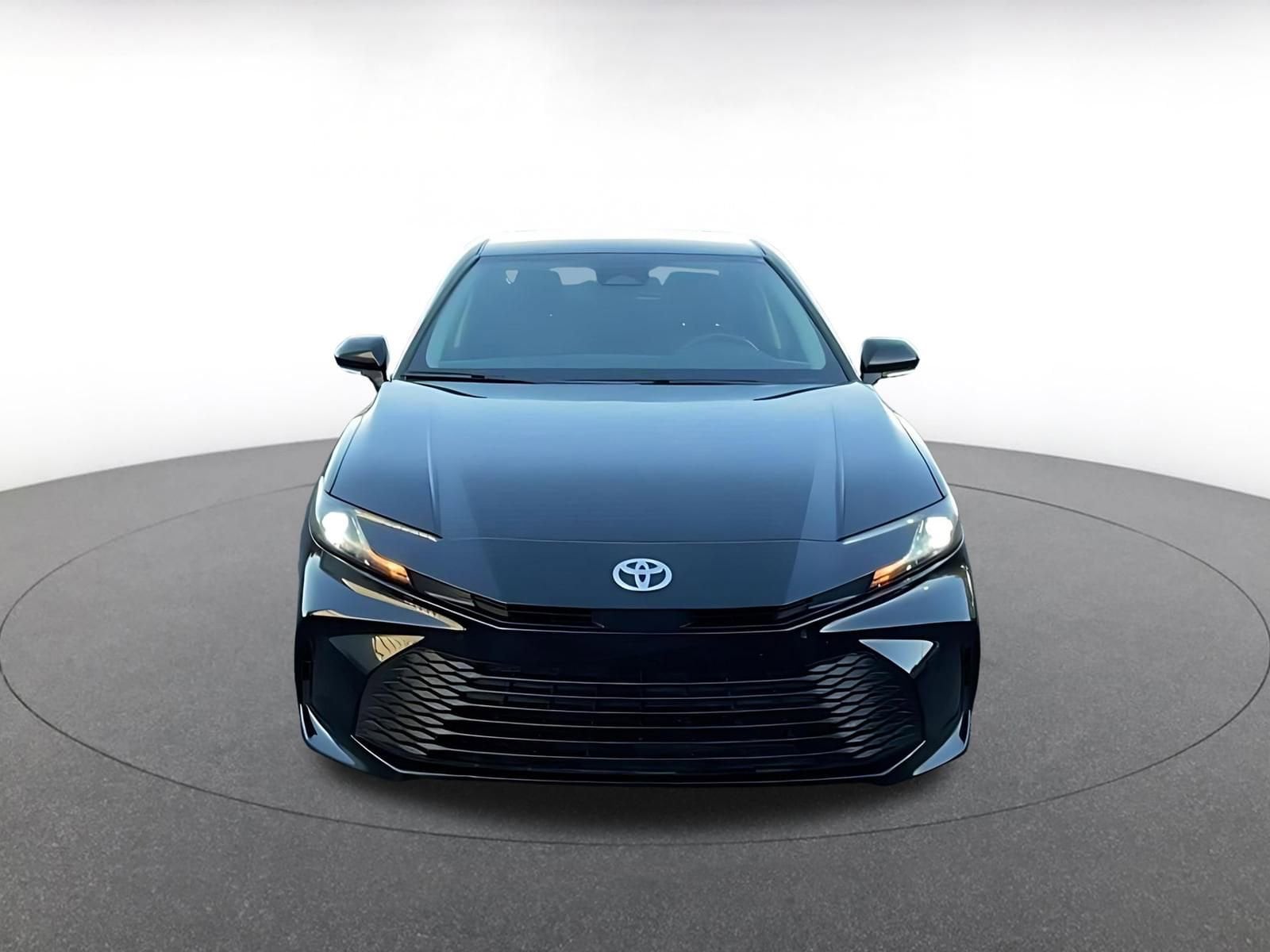 Thumbnail: 2025 Toyota Camry - 4
