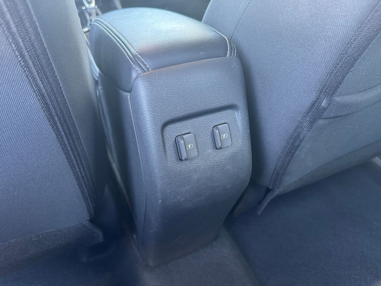 Thumbnail: 2024 Nissan Kicks - 24