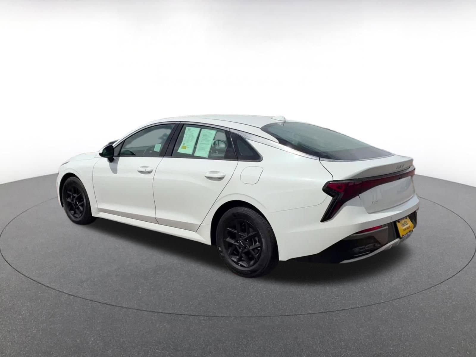 Thumbnail: 2025 Kia K5 - 12