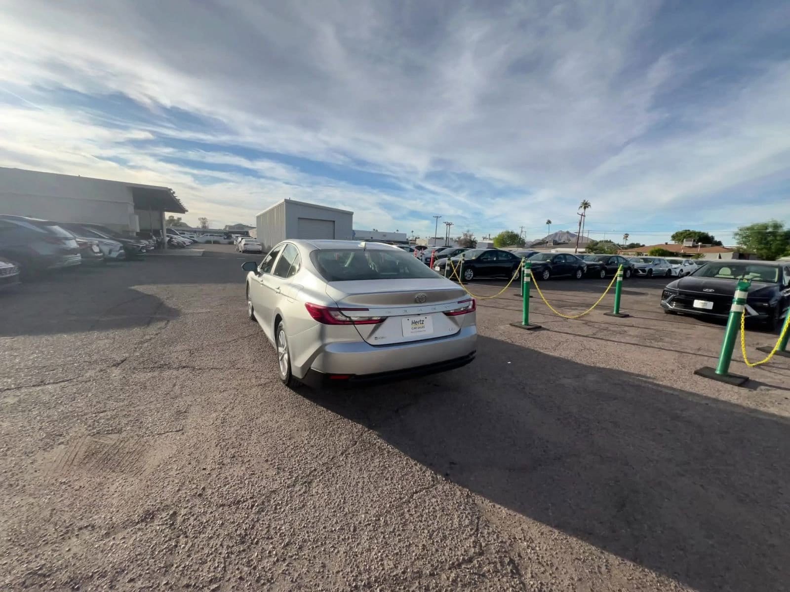 Thumbnail: 2025 Toyota Camry - 16