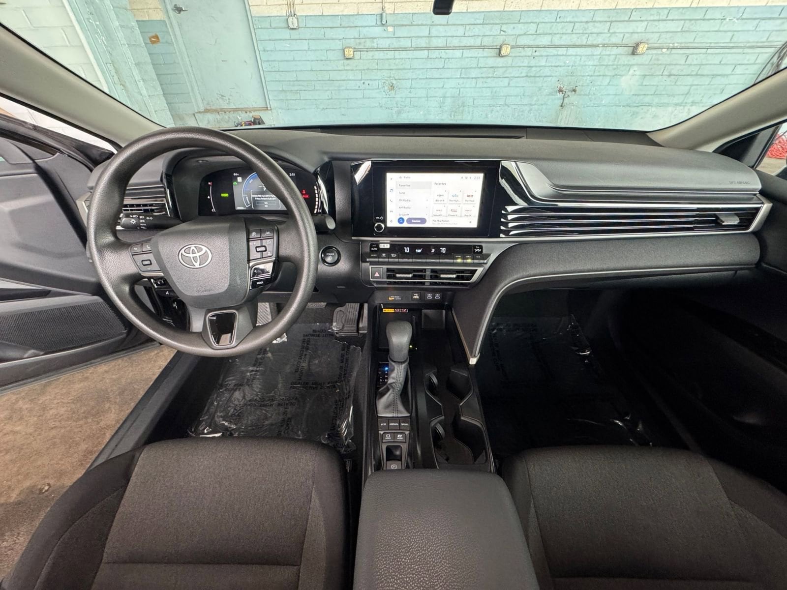 Thumbnail: 2025 Toyota Camry - 31