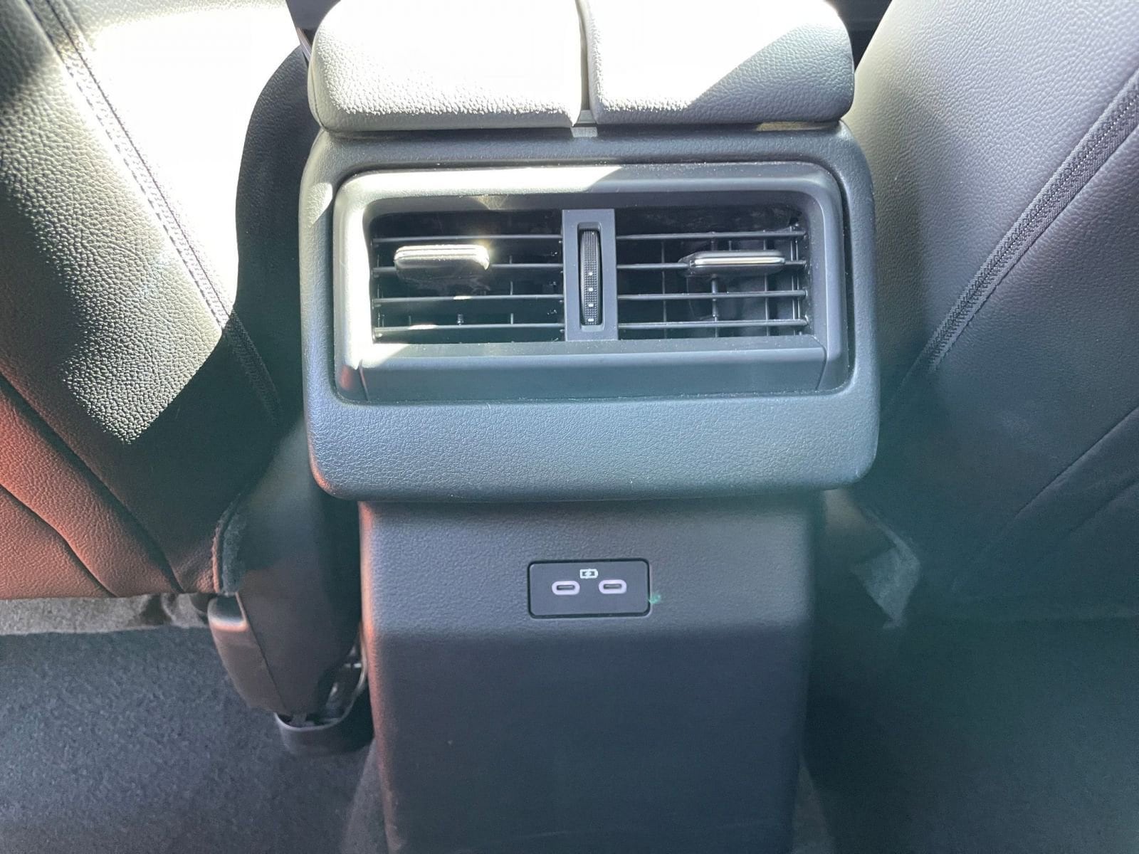 Thumbnail: 2025 Mazda CX-50 - 24