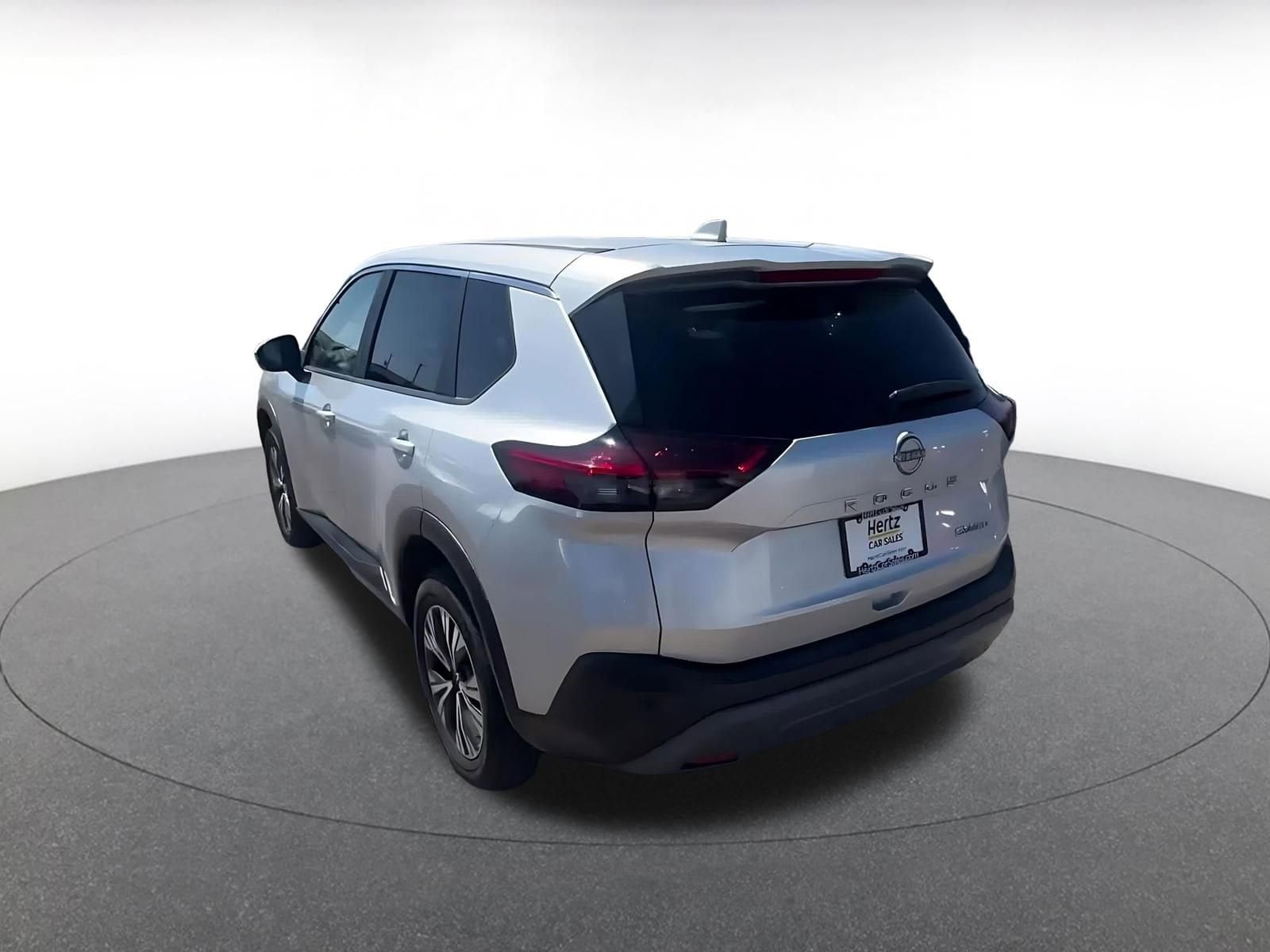 Thumbnail: 2023 Nissan Rogue - 11