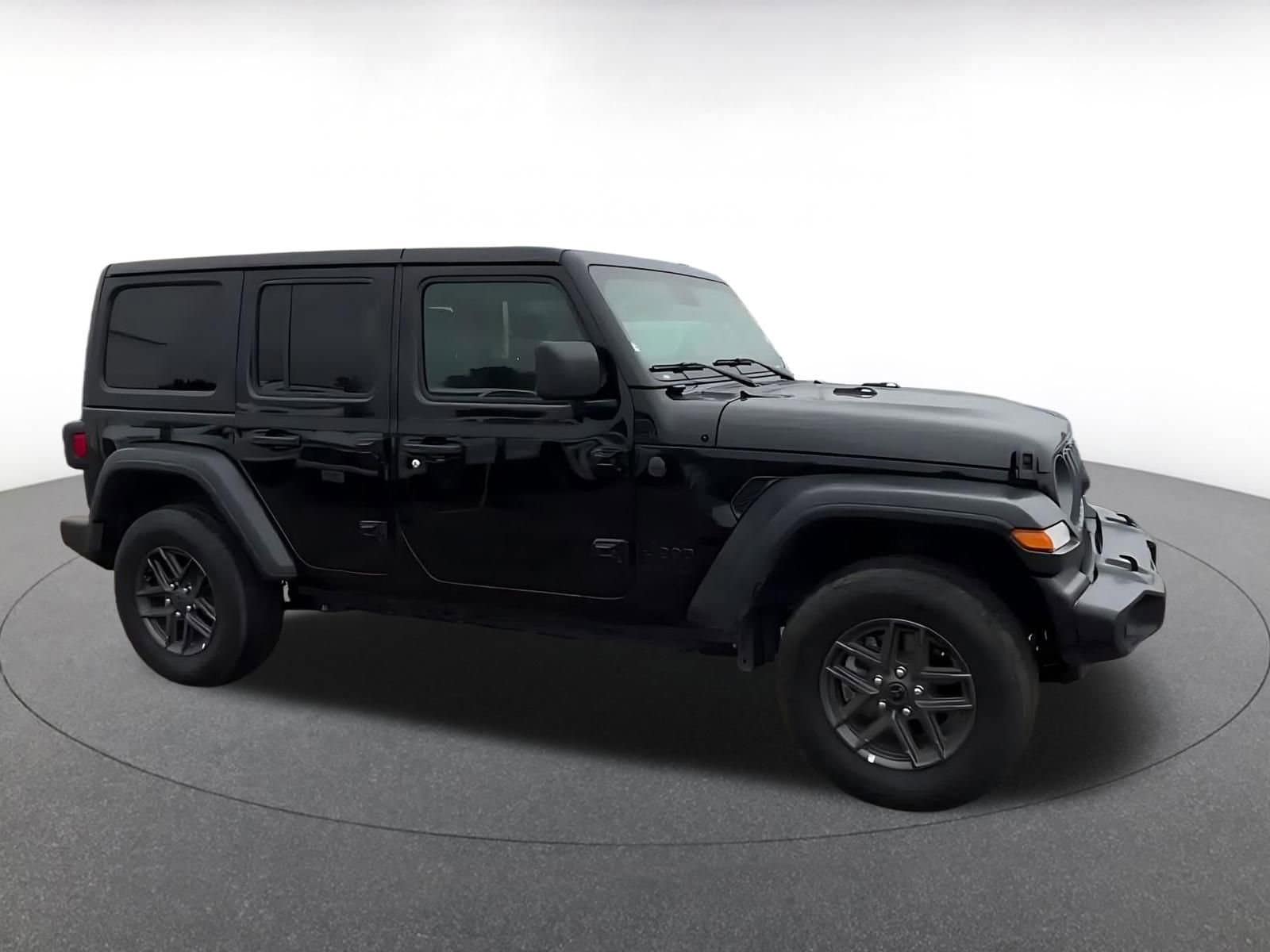 Thumbnail: 2025 Jeep Wrangler - 14