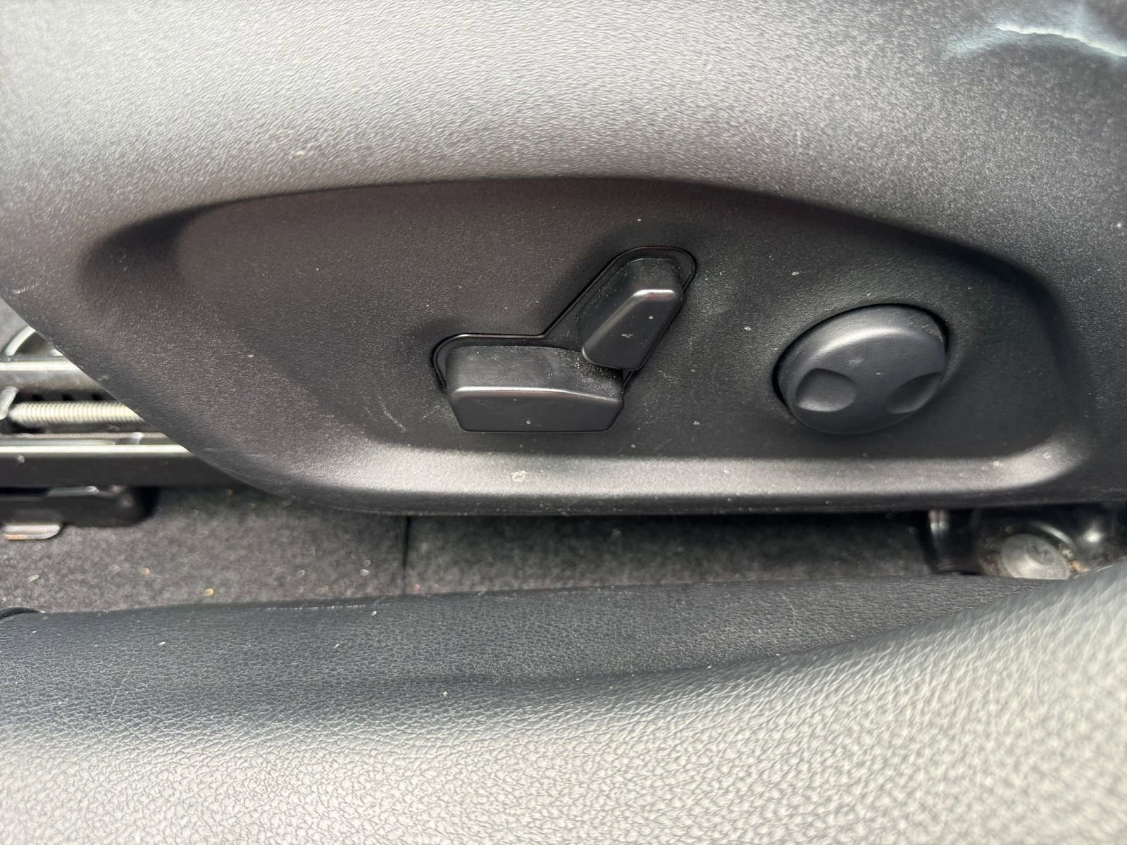 Thumbnail: 2025 Jeep Compass - 23