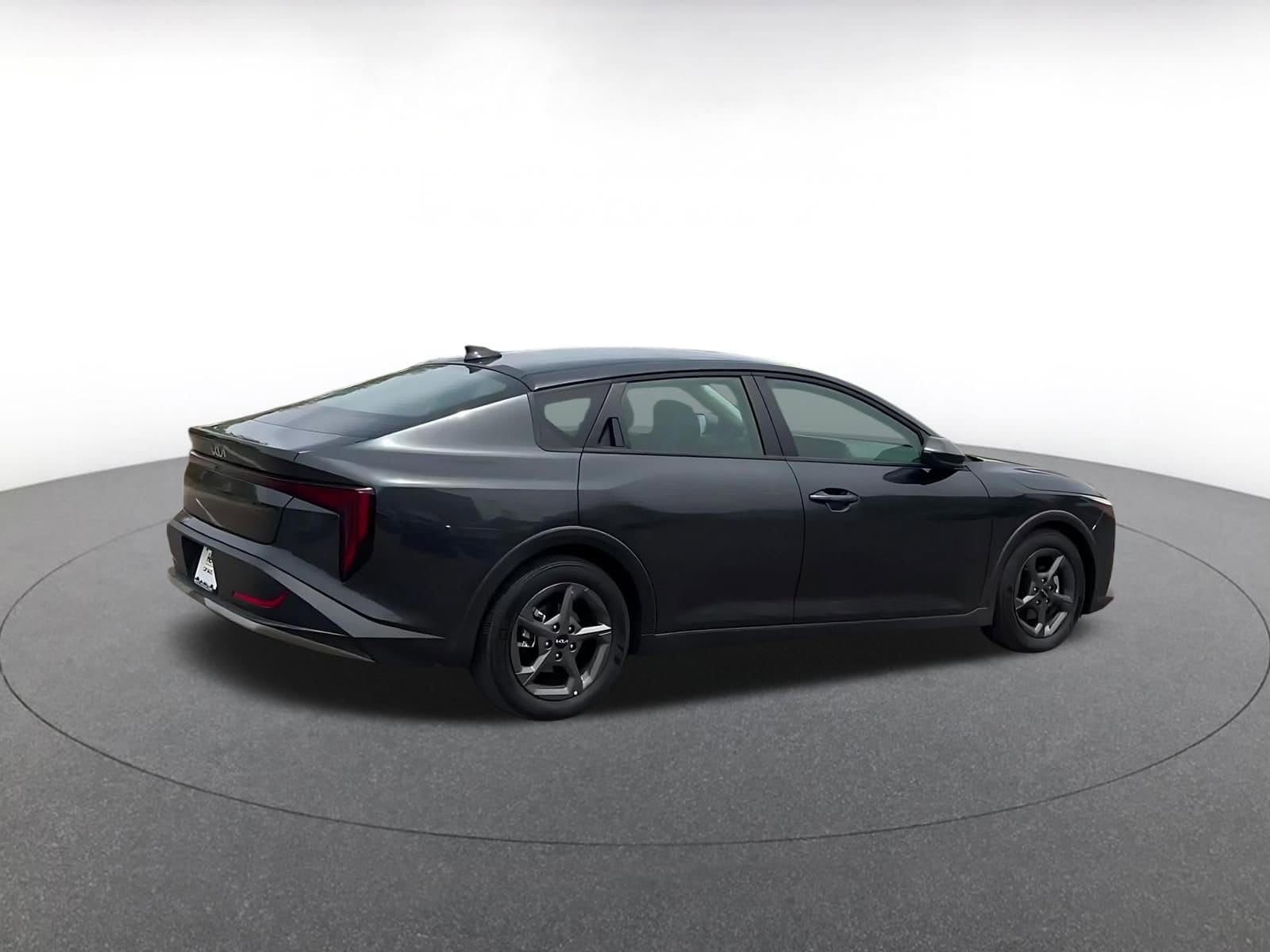 Thumbnail: 2025 Kia K4 - 15