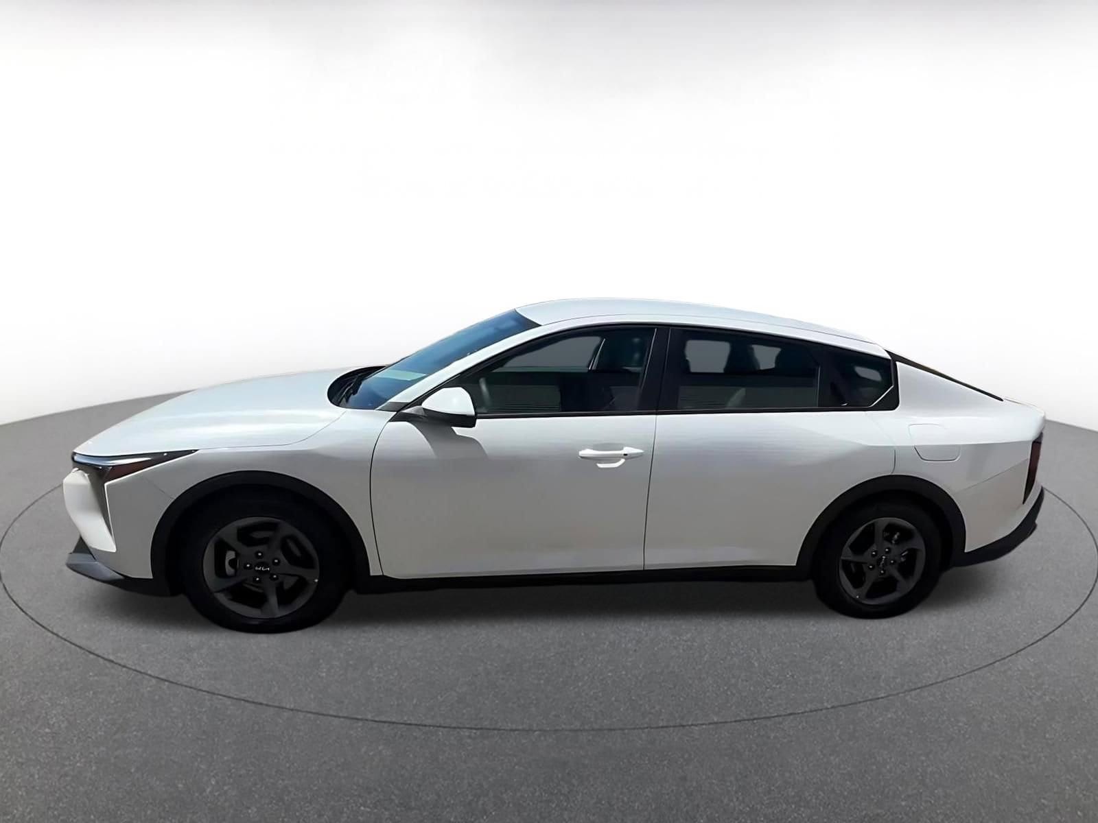 Thumbnail: 2025 Kia K4 - 9