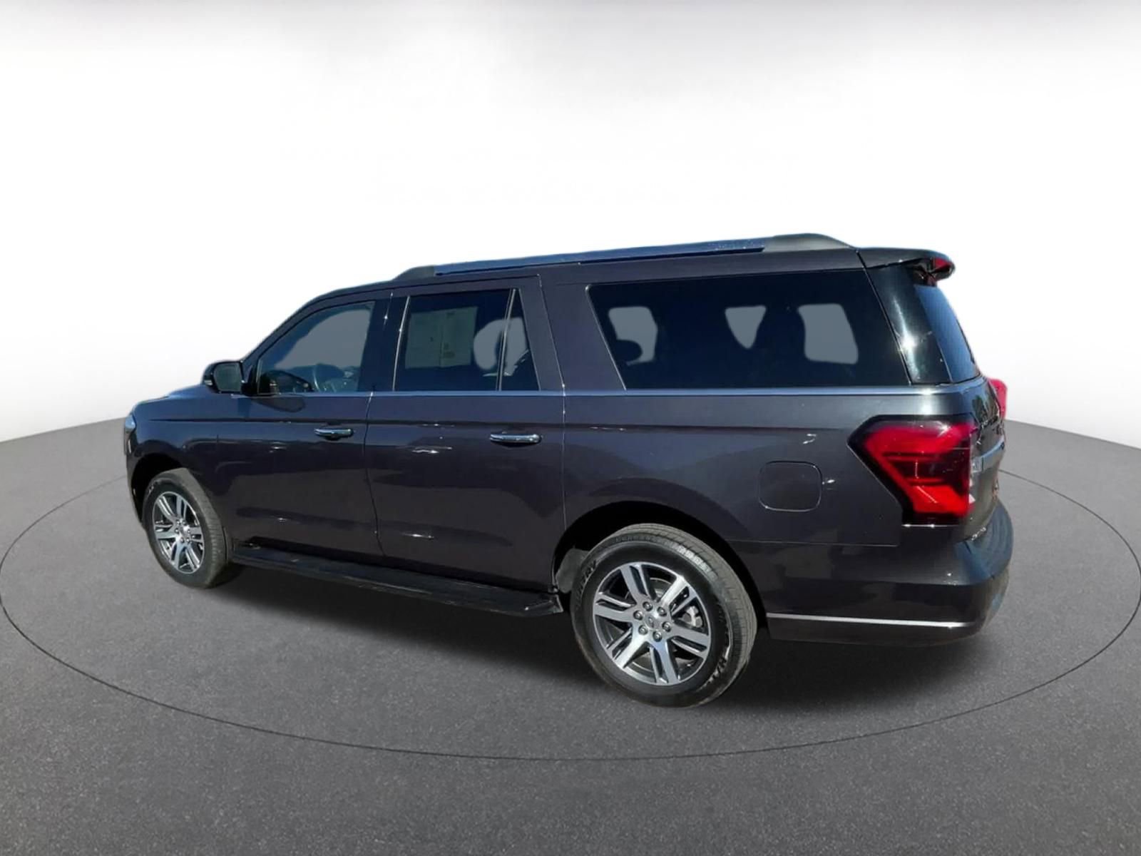 Thumbnail: 2024 Ford Expedition MAX - 10