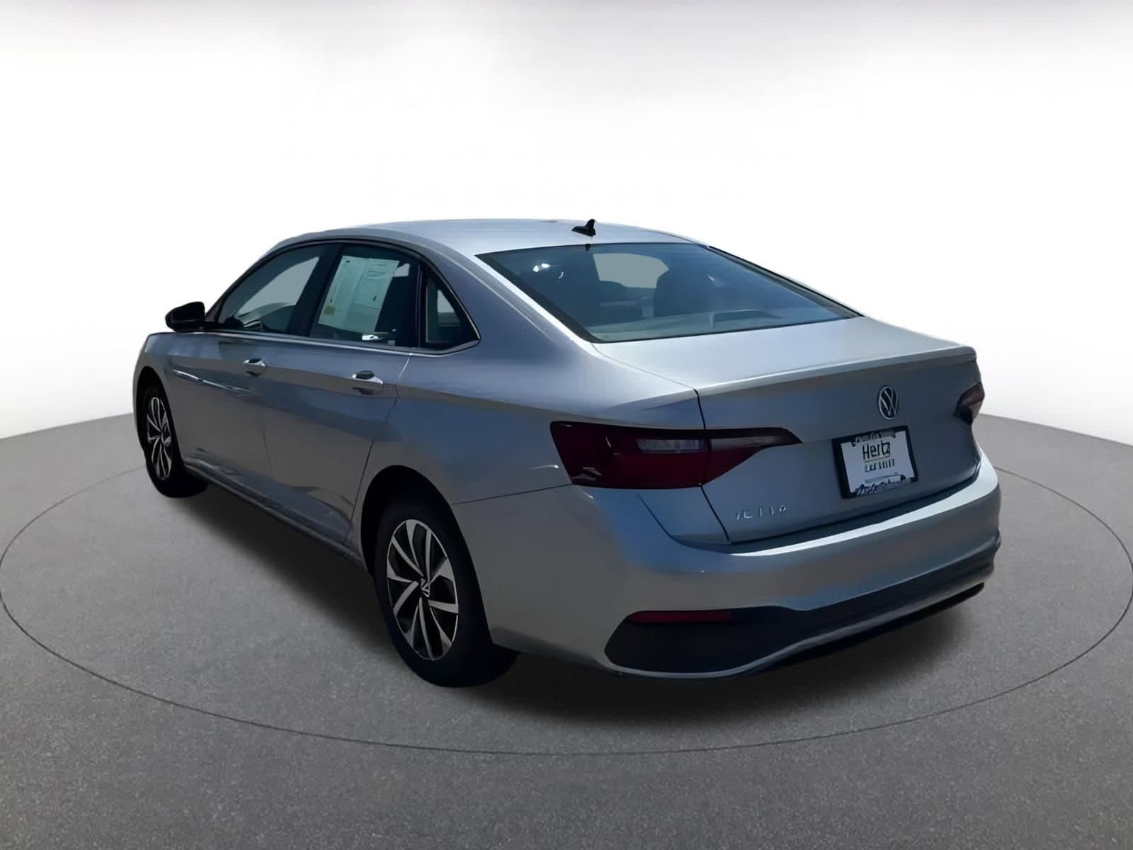 2024 Volkswagen Jetta S 16