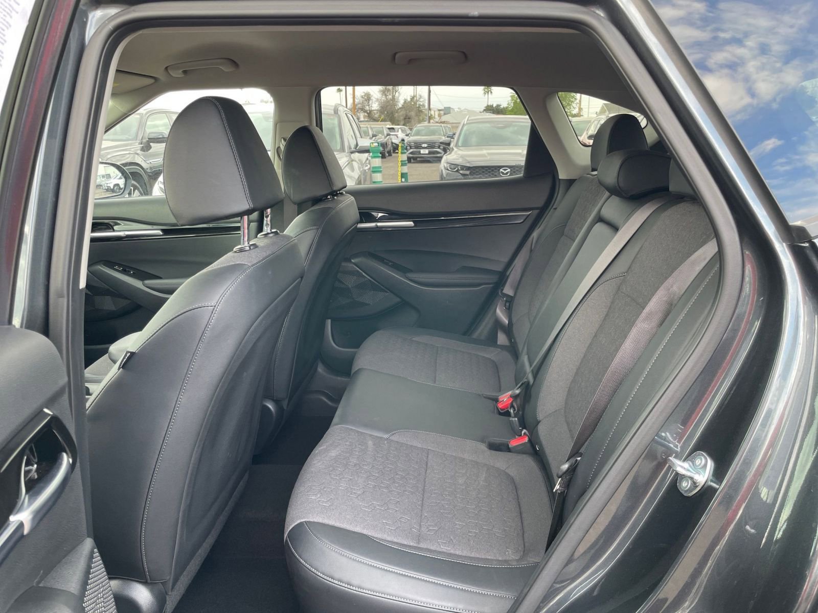 Thumbnail: 2025 Kia Seltos - 27