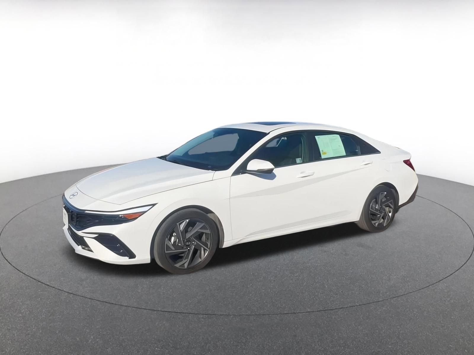 Thumbnail: 2025 Hyundai Elantra - 8