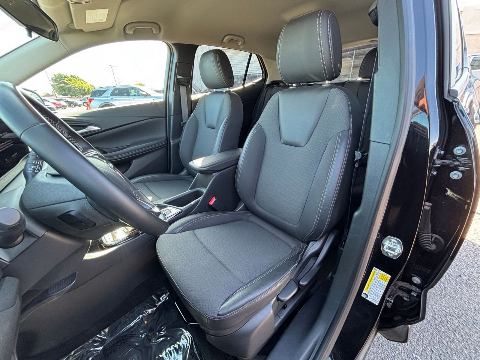 Thumbnail: 2025 Buick Encore GX - 35