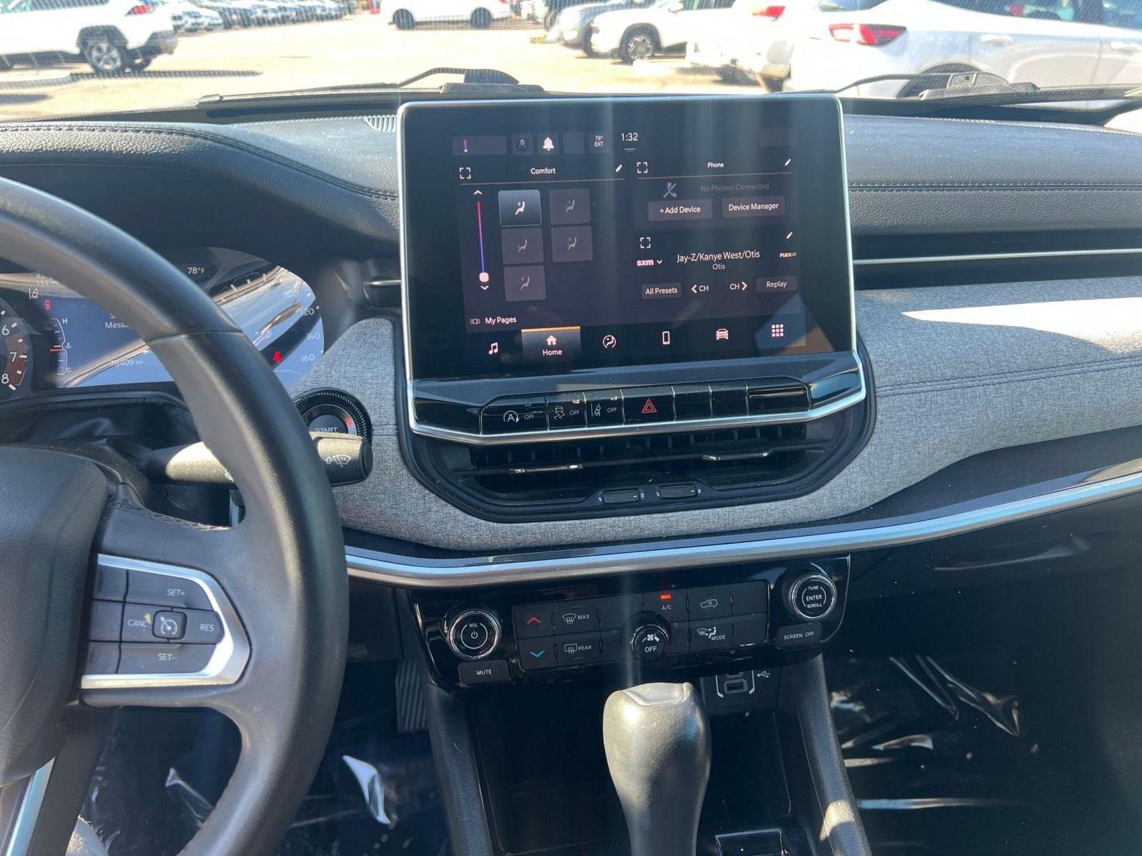 Thumbnail: 2023 Jeep Compass - 20