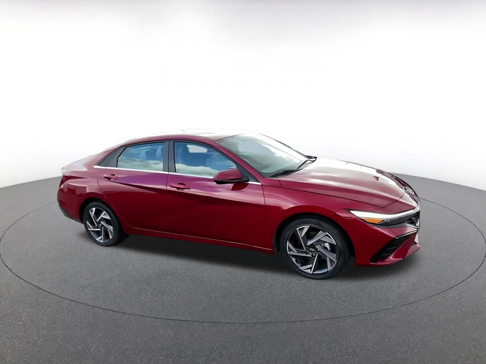 Thumbnail: 2025 Hyundai Elantra - 2