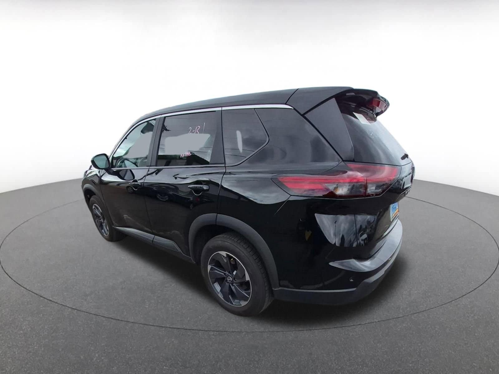 Thumbnail: 2025 Nissan Rogue - 5