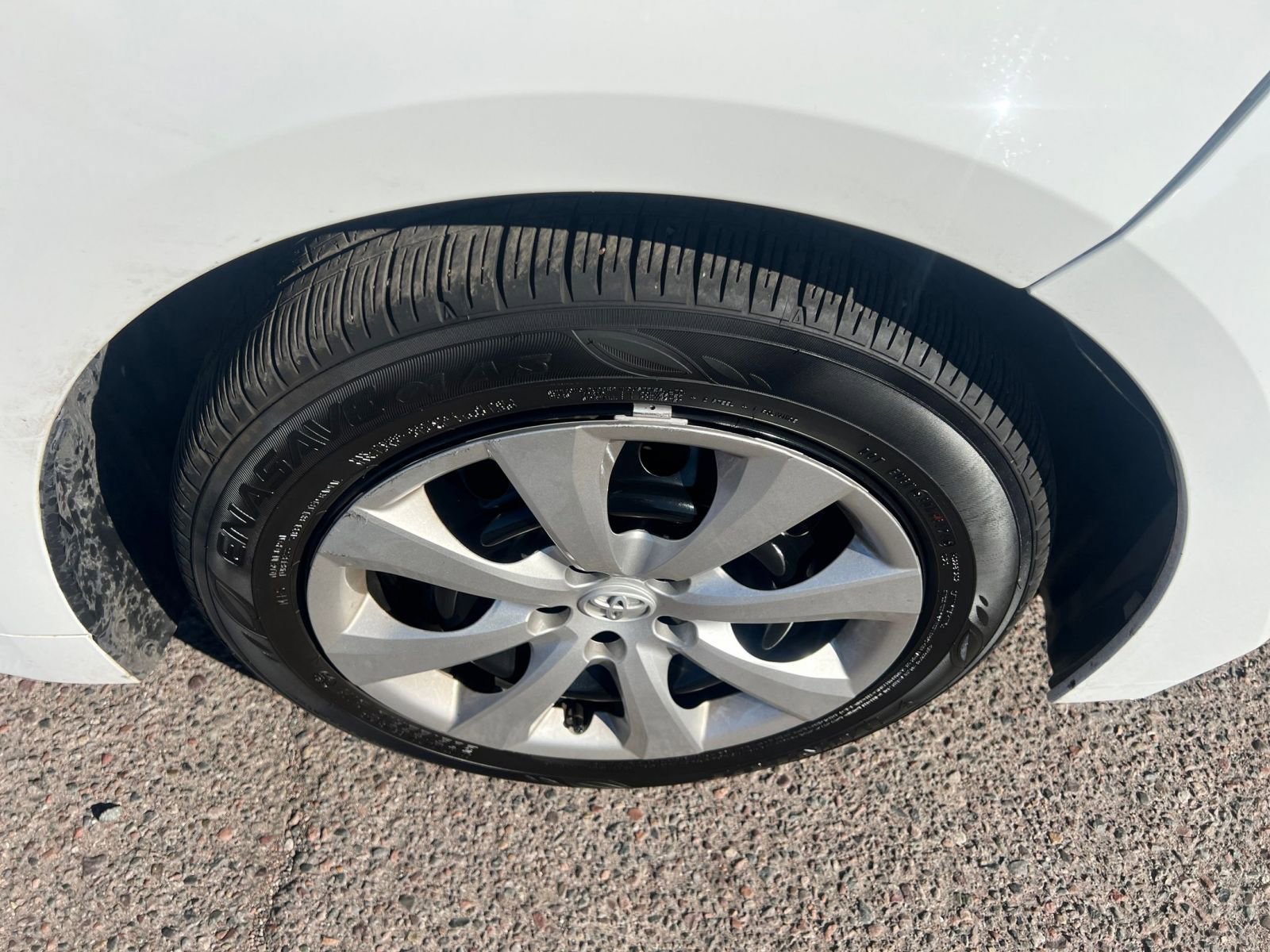 Thumbnail: 2025 Toyota Corolla - 30